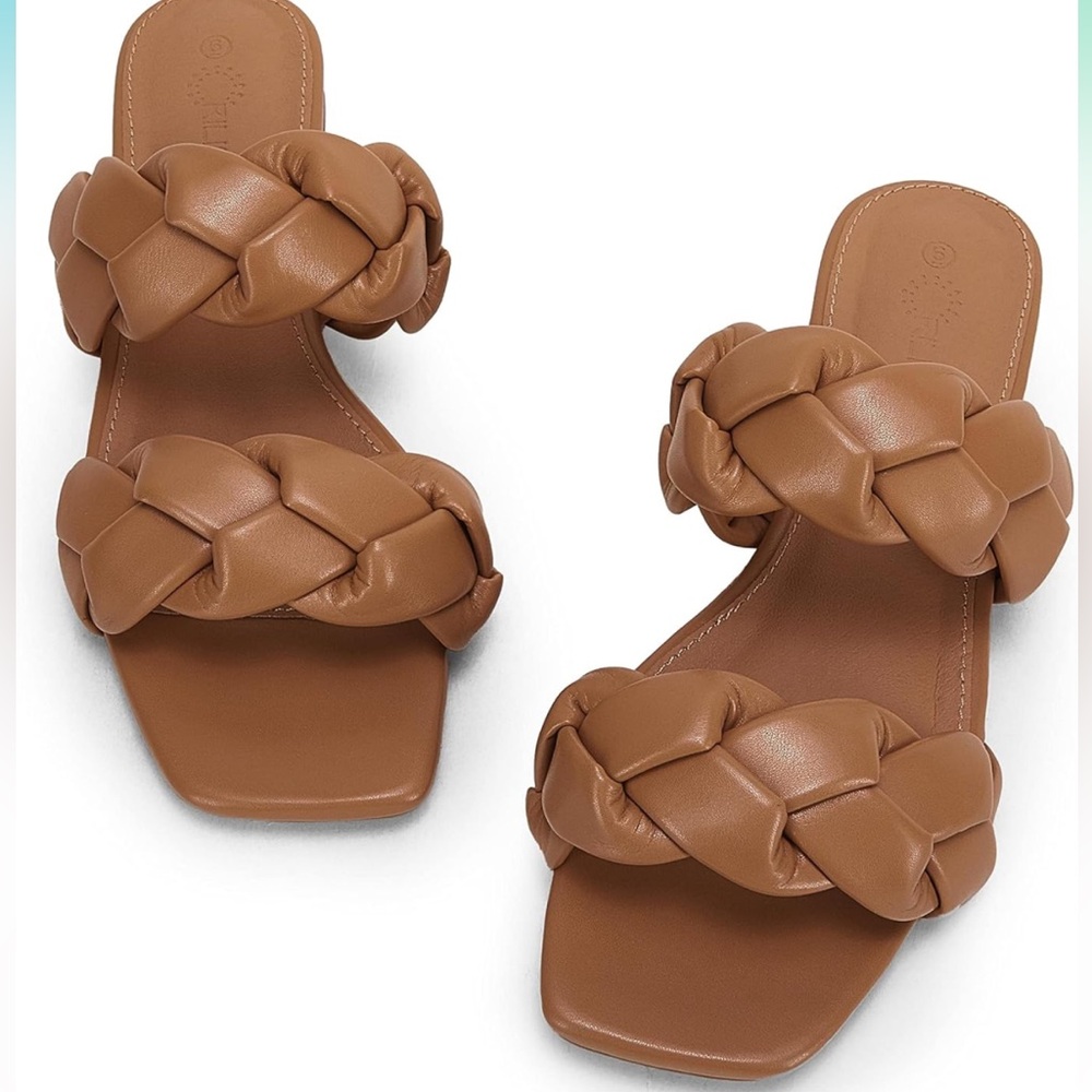 👙 Rilista Sandals Sz 9 NEW